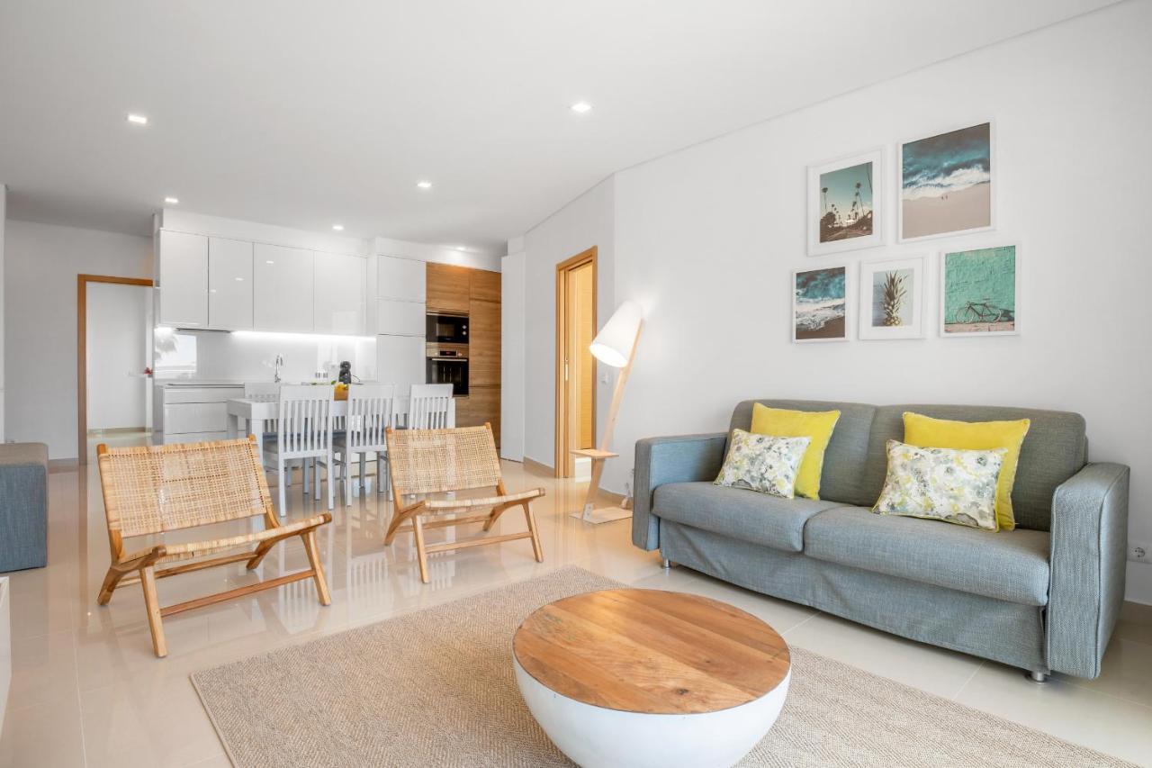 Yellow Beach Ocean View - Porto De Mos Apartment *